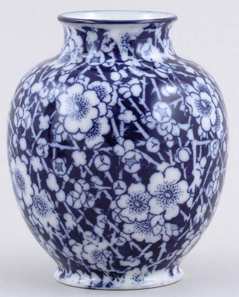 Vase c1910